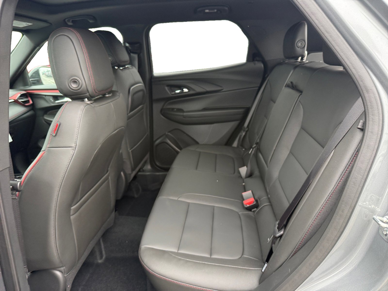New 2026 Chevrolet TrailBlazer RS w/ Convenience Package AWD/4WD image 16