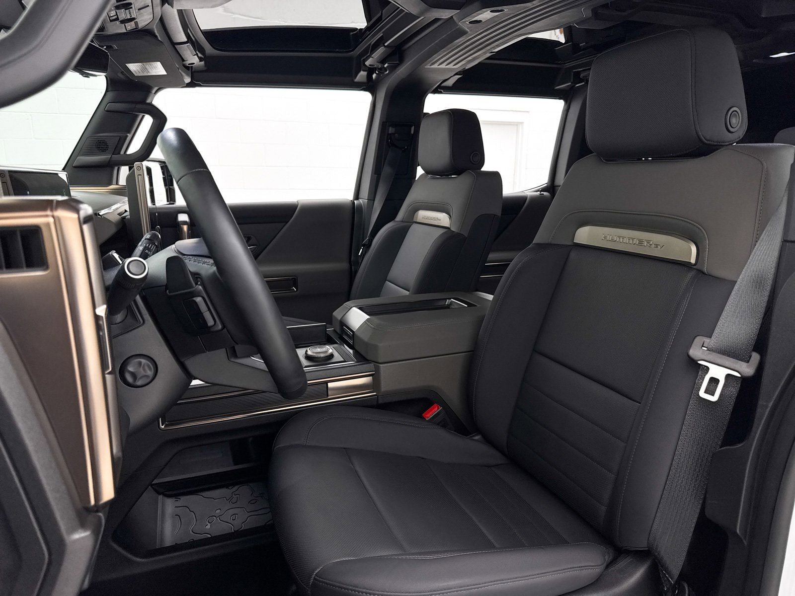 Used 2025 GMC Hummer EV 2X image 36