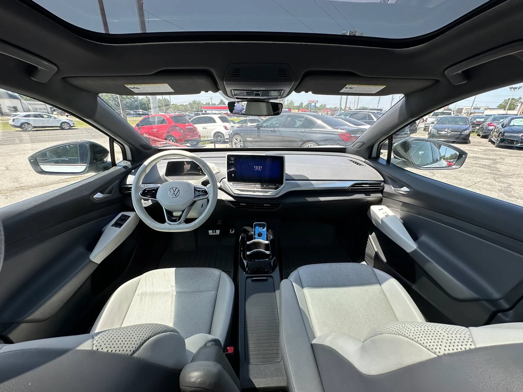 Used 2021 Volkswagen ID.4 1st Edition RWD image 2