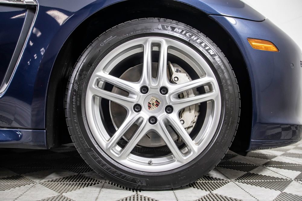 Used 2012 Porsche Panamera 4S image 41