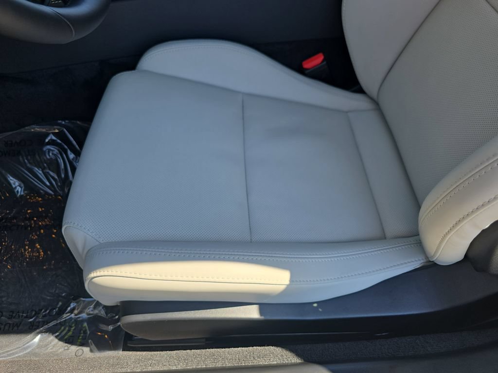 Certified 2024 Jaguar F-TYPE Coupe AWD image 27