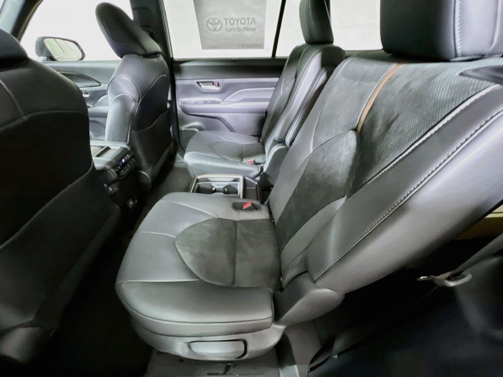 New 2026 Toyota Grand Highlander AWD Hybrid image 20