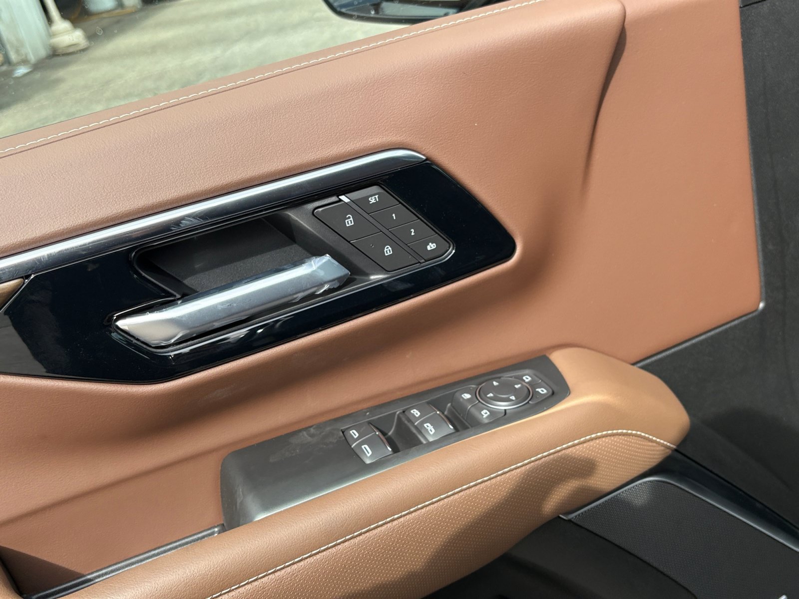 New 2027 Chevrolet Tahoe High Country AWD/4WD image 18