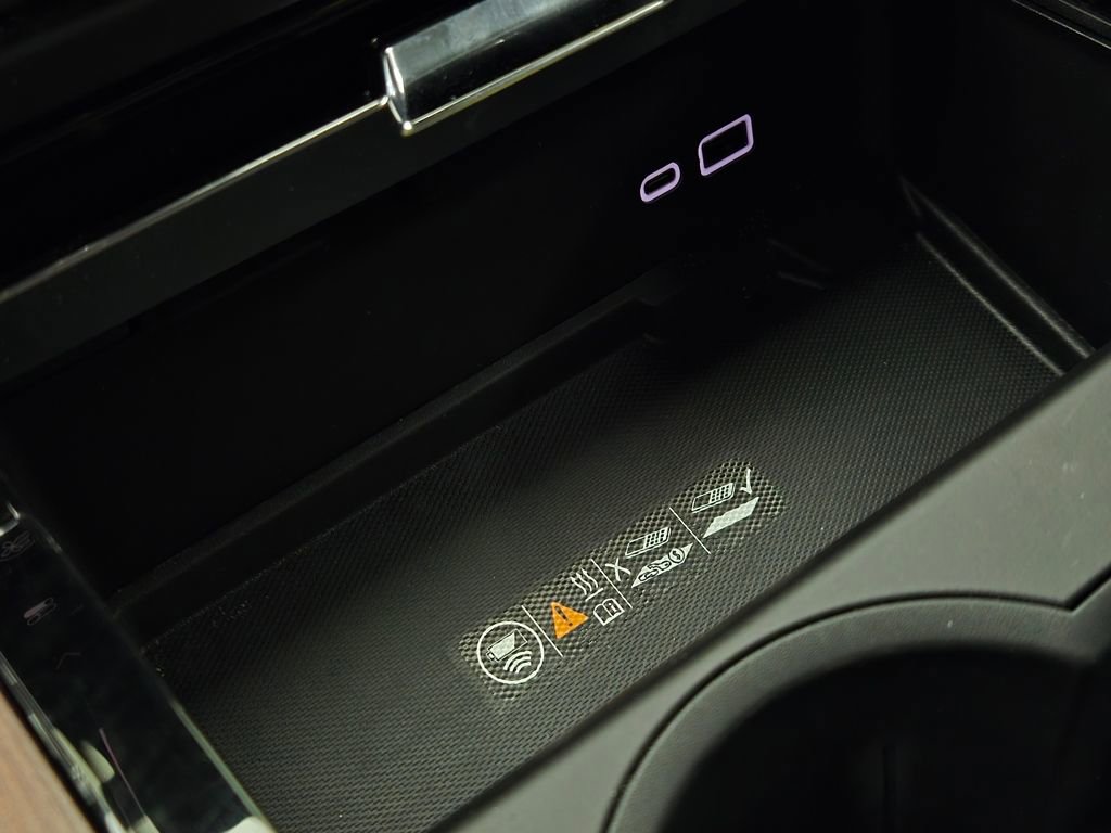 Used 2025 GMC Yukon Denali image 5