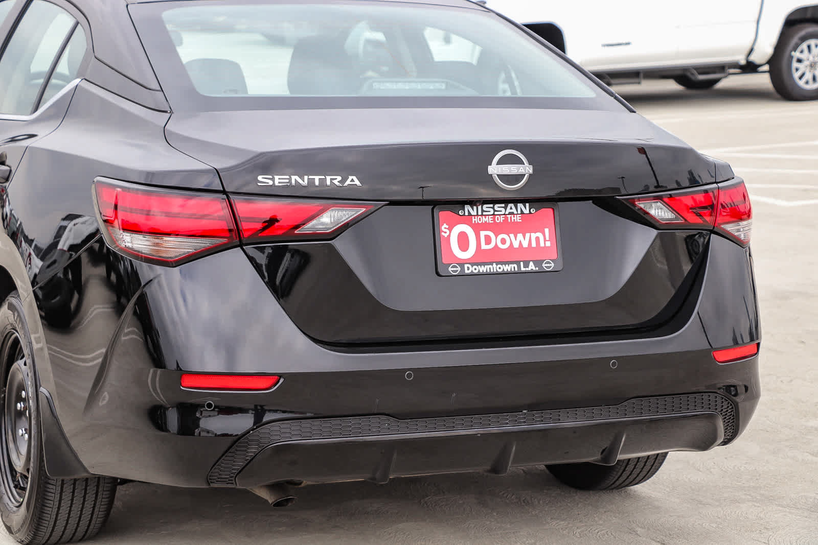 Used 2025 Nissan Sentra S FWD image 10