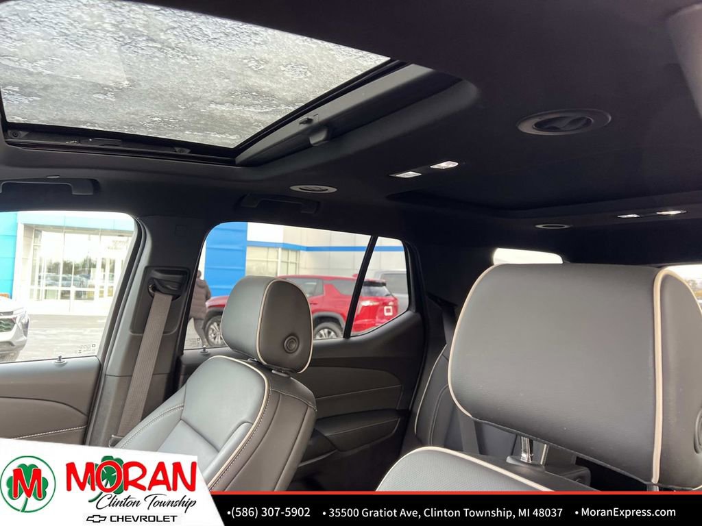 Certified 2023 Chevrolet Traverse Premier w/ LPO, Floor Liner Package image 21