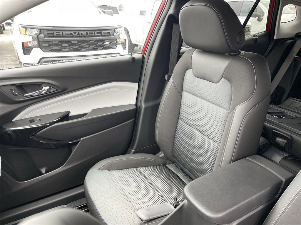 New 2026 Chevrolet Trax LT w/ Driver Confidence Package image 23