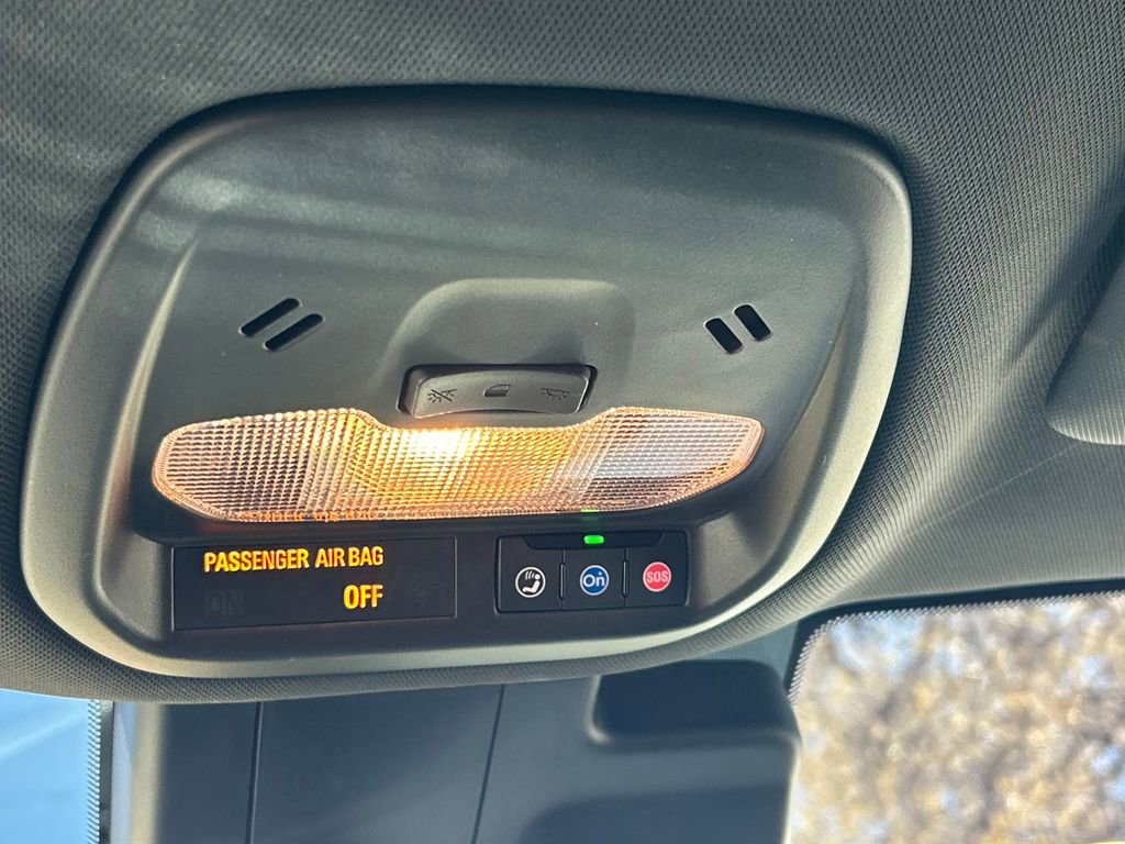 Used 2024 Chevrolet Trax RS image 18