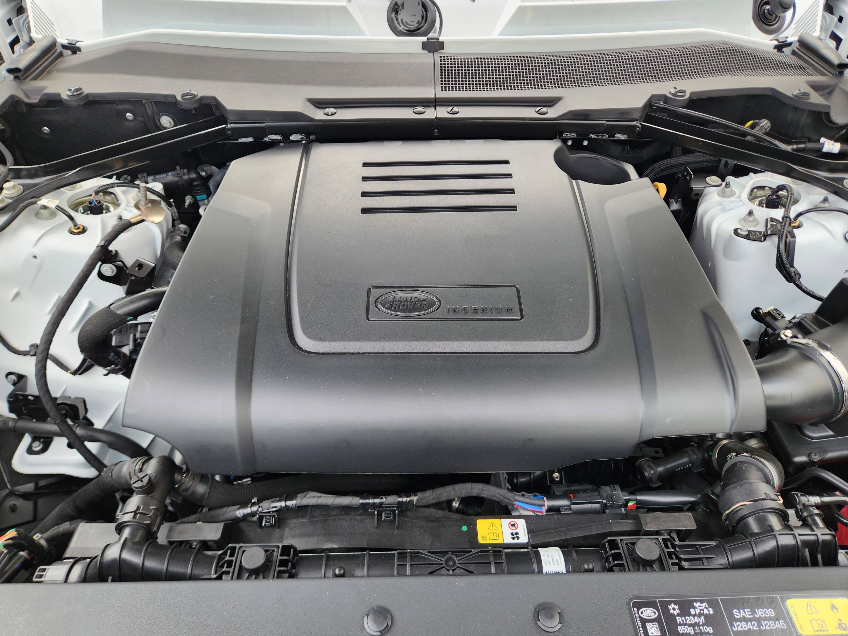New 2026 Land Rover Defender 110 S AWD/4WD image 29