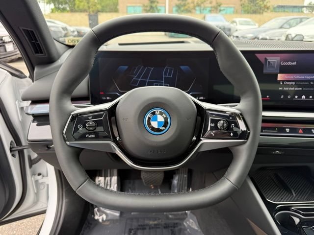 Used 2025 BMW i5 xDrive40 w/ Premium Package AWD/4WD image 24