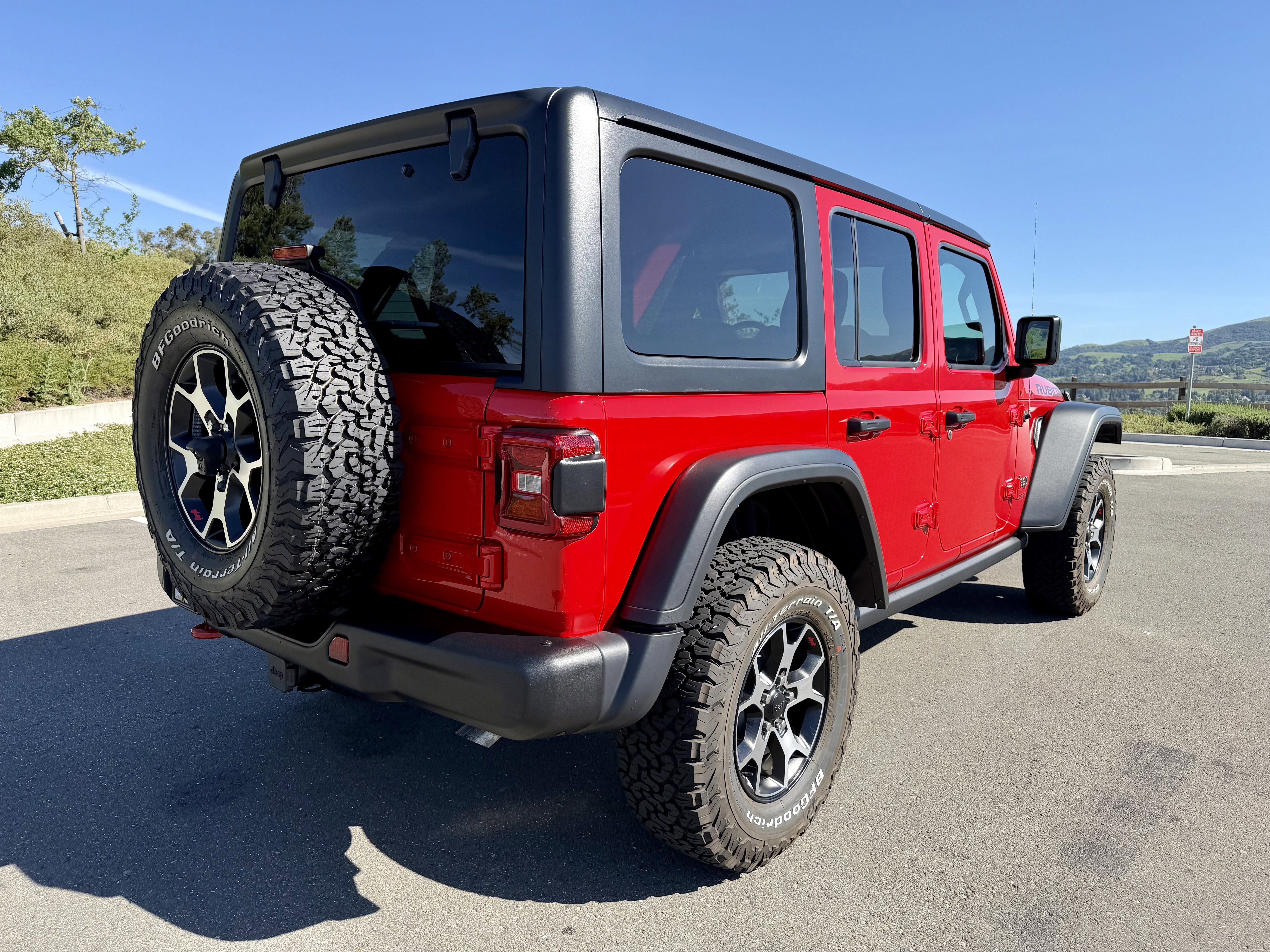 Used 2021 Jeep Wrangler Unlimited Rubicon AWD/4WD image 11