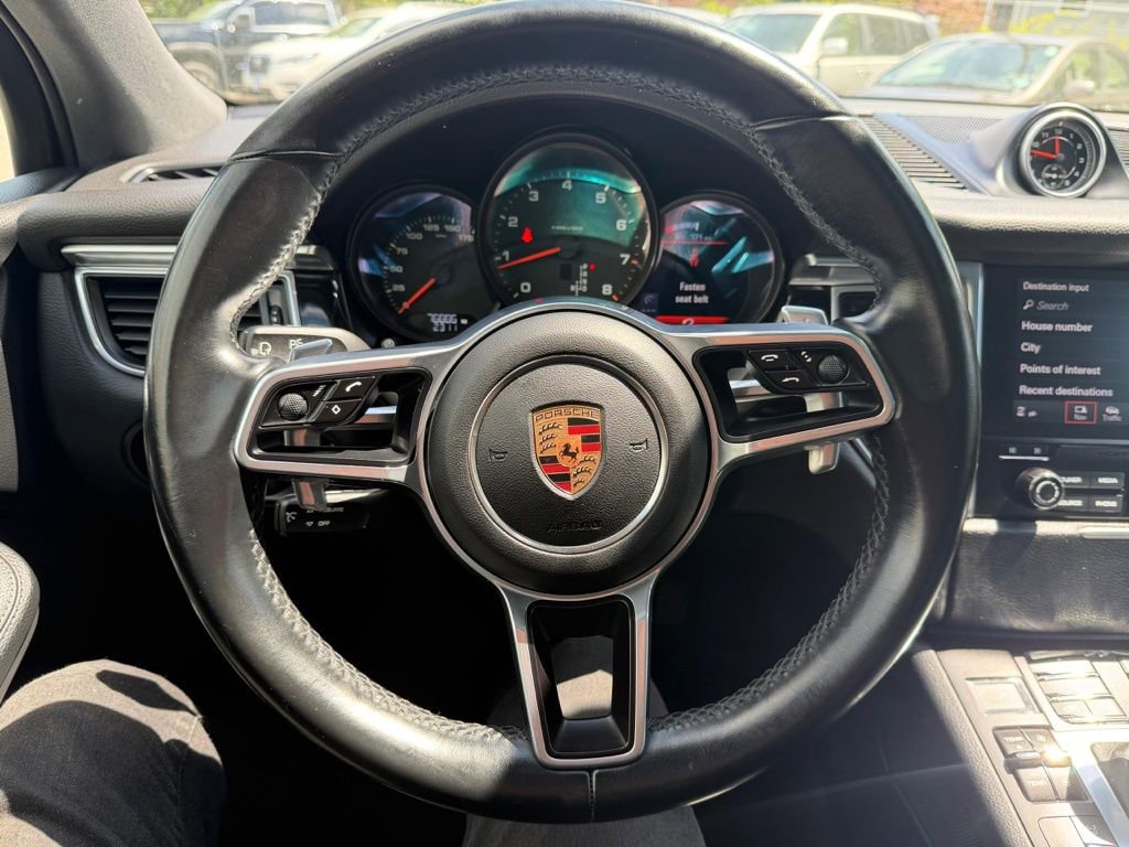 Used 2017 Porsche Macan AWD/4WD image 18