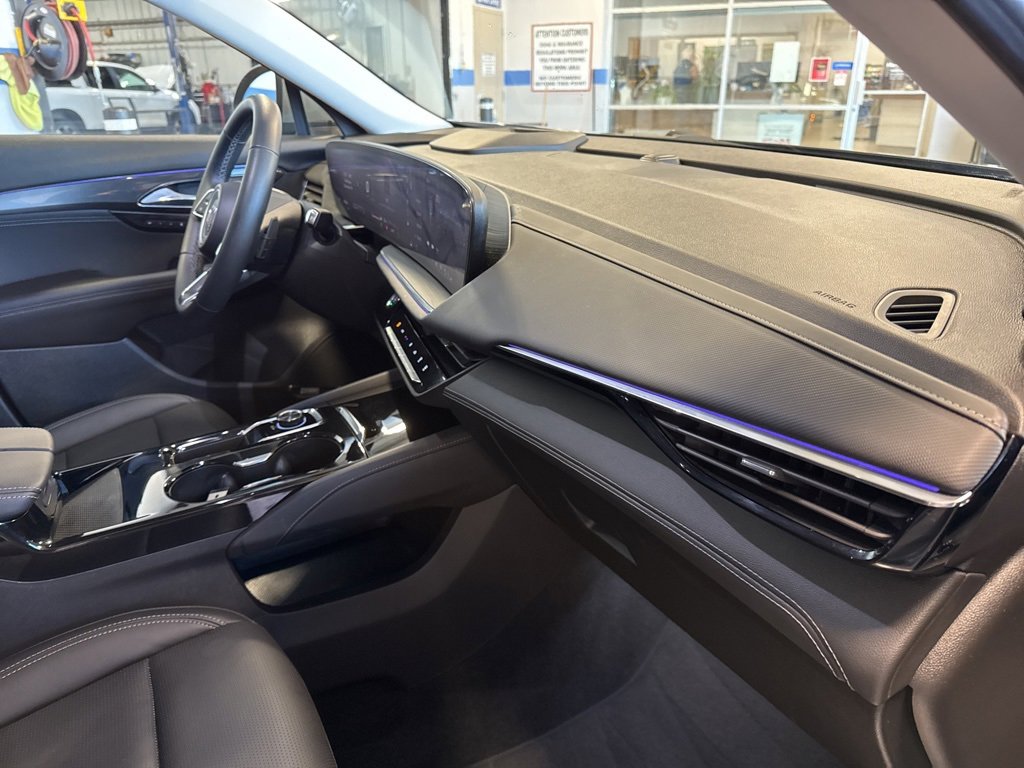 Used 2025 Buick Envision Preferred image 33