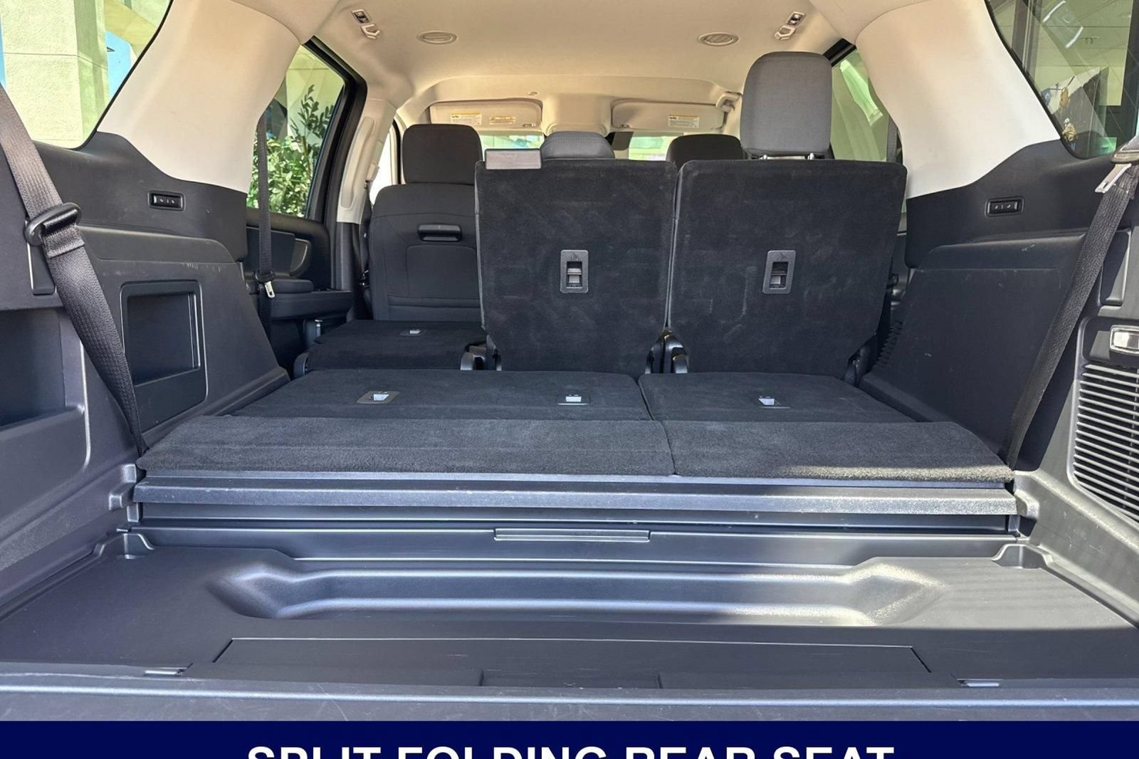 Used 2025 Ford Expedition Active RWD image 20