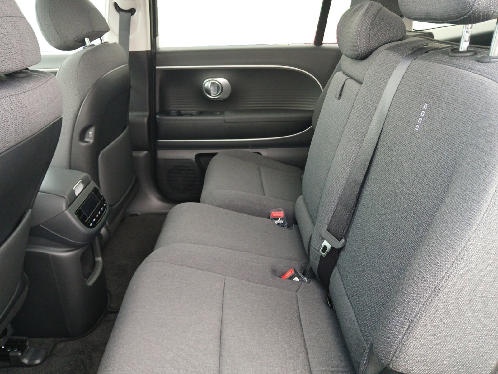 New 2026 Hyundai Ioniq 9 S image 19