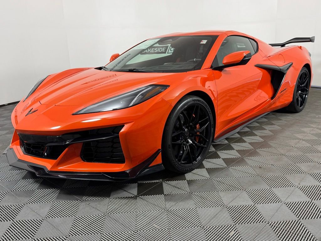 New 2026 Chevrolet Corvette Z06 w/ Z07 Performance Package image 2