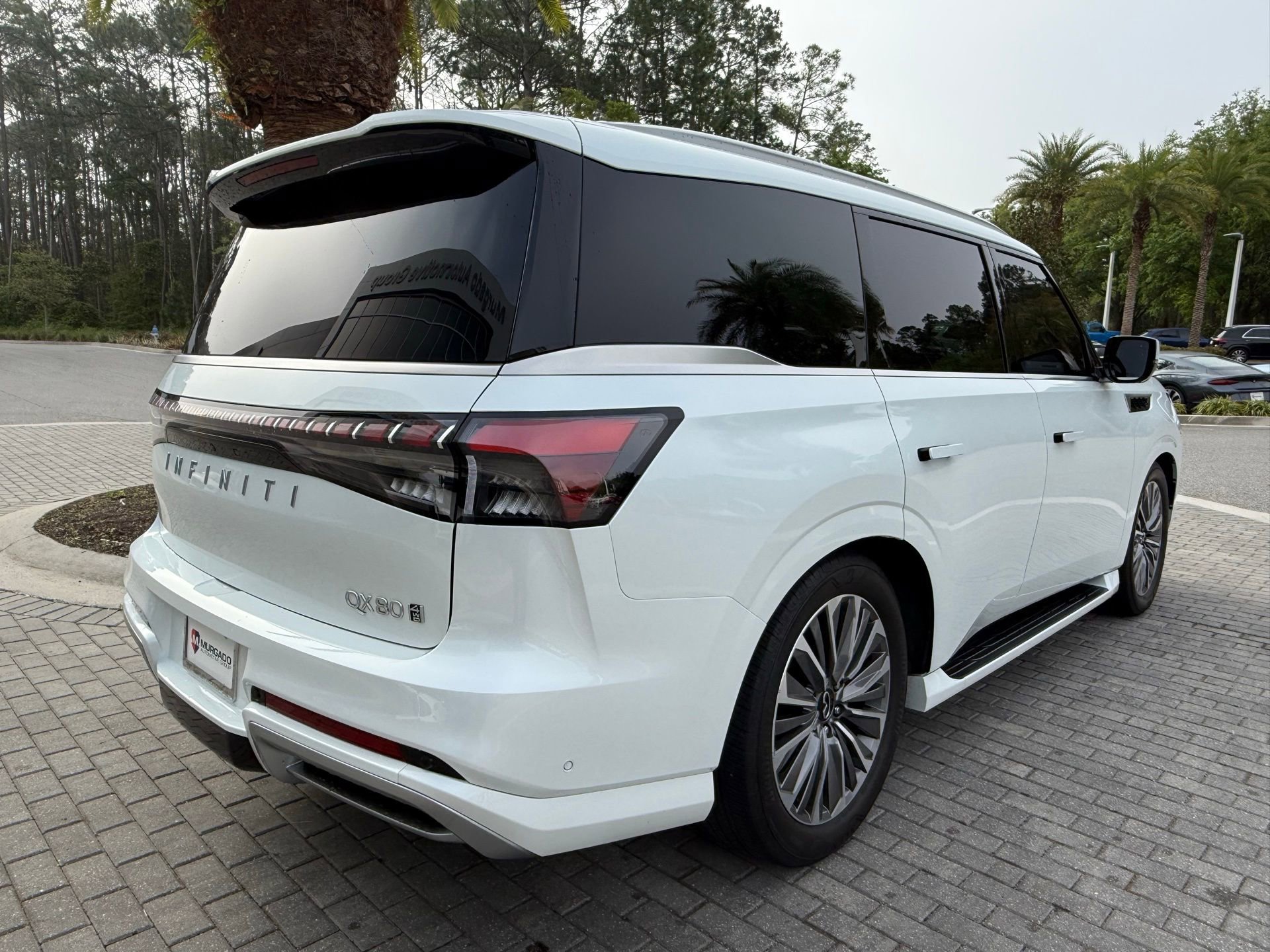 Used 2025 INFINITI QX80 Luxe image 12