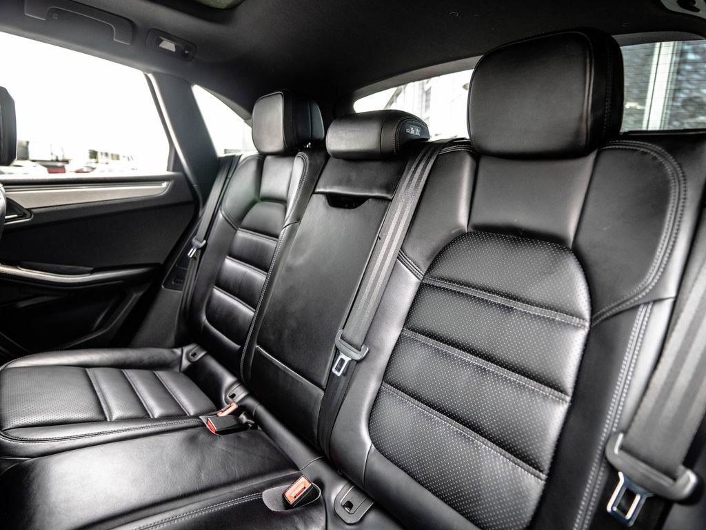 Used 2017 Porsche Macan S AWD/4WD image 35