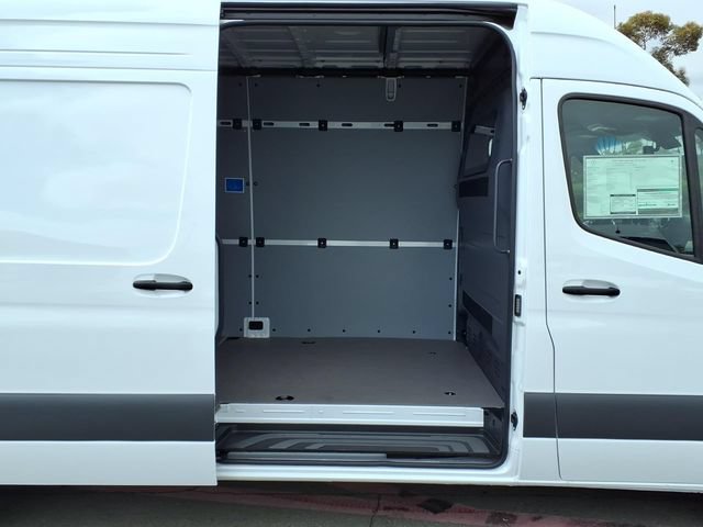 New 2026 Mercedes-Benz Sprinter 2500 image 23