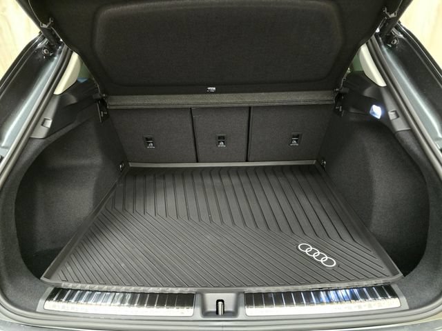 New 2026 Audi Q3 quattro 2.0T AWD/4WD image 33