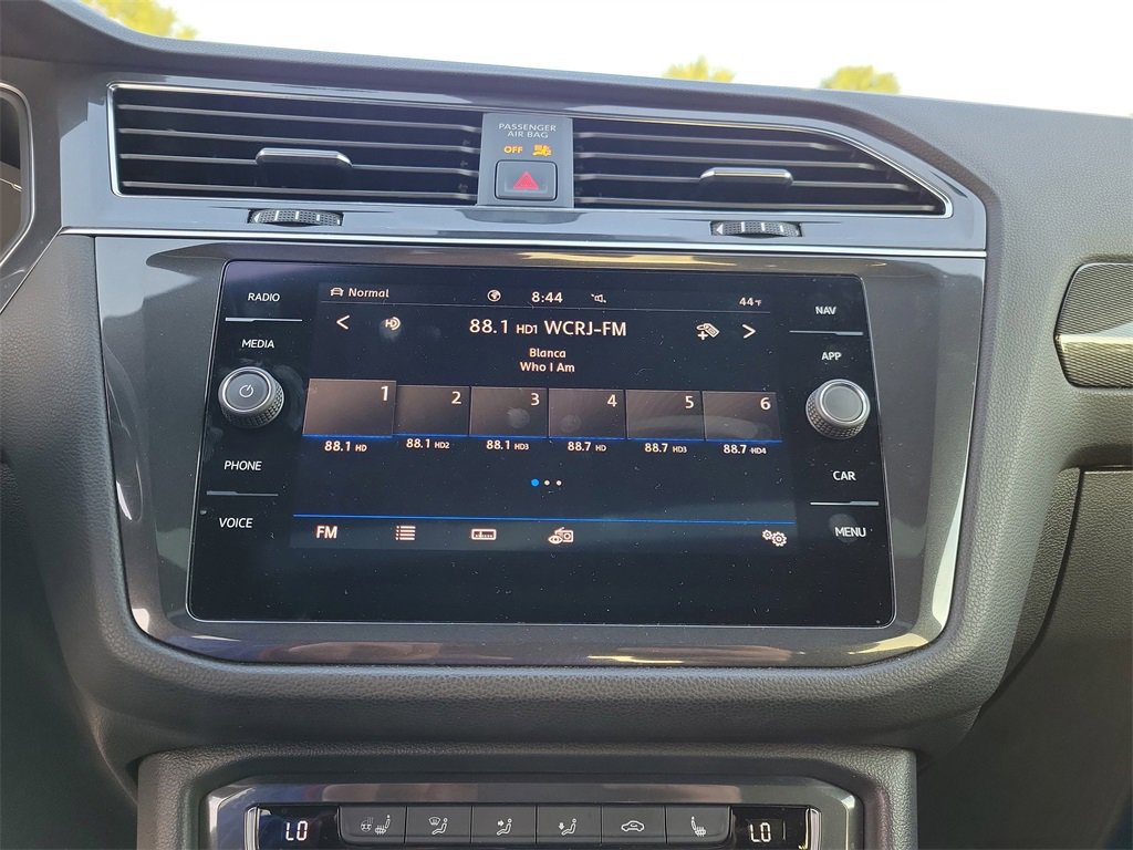 Used 2020 Volkswagen Tiguan SEL Premium R-Line w/ 3rd Row Seat Package image 37