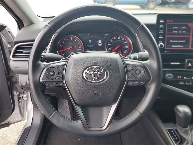 Used 2021 Toyota Camry XSE image 17