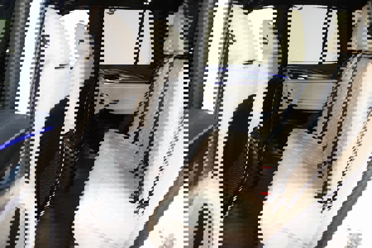 Used 2023 BMW X3 M40i w/ Premium Package image 52