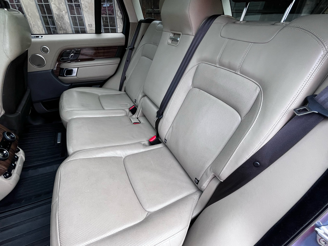 Used 2019 Land Rover Range Rover HSE image 48