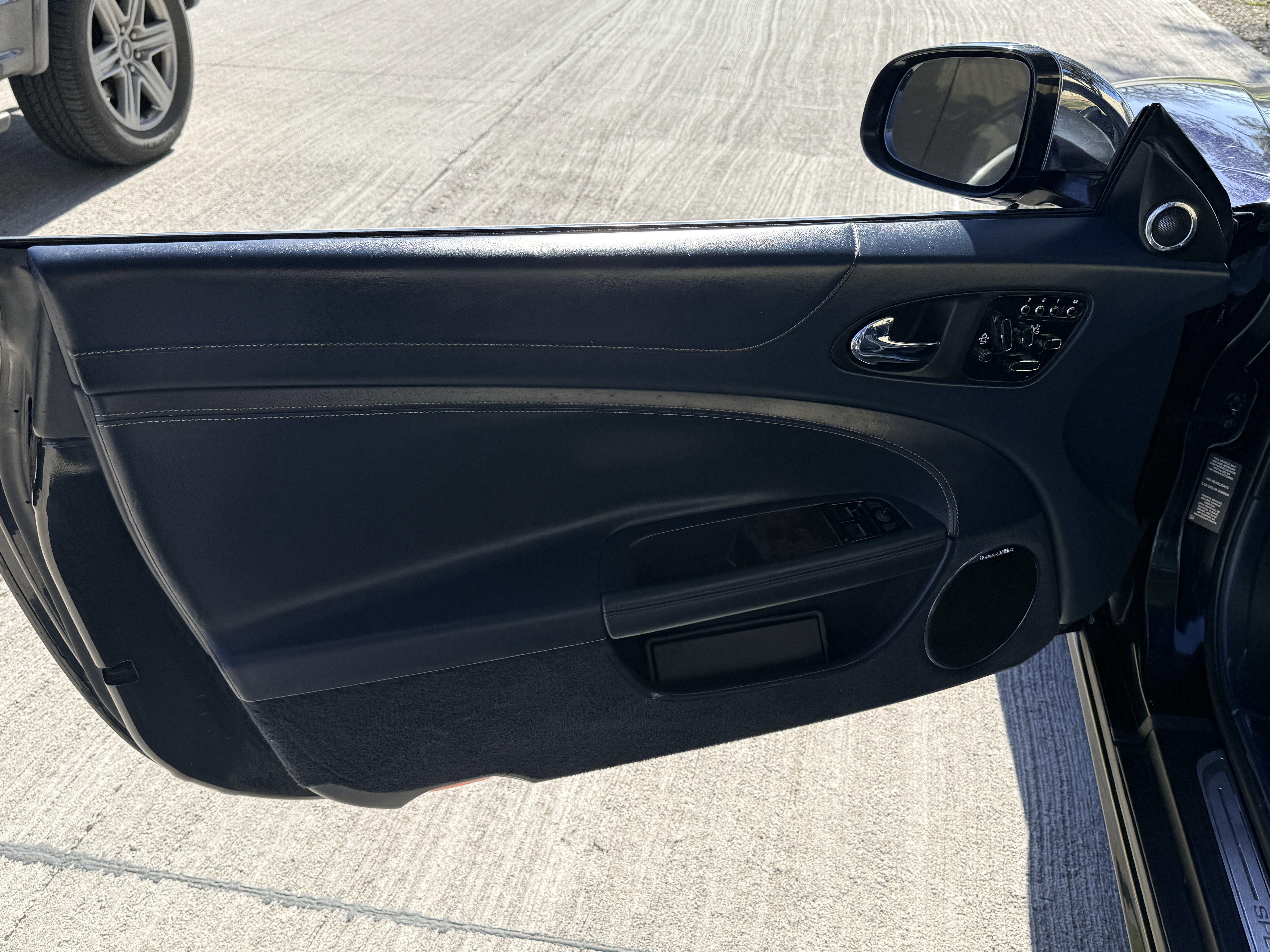 Used 2013 Jaguar XK Convertible RWD image 31