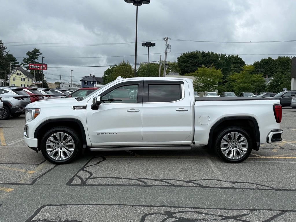 Used 2022 GMC Sierra 1500 Denali w/ Denali Reserve Package AWD/4WD image 2