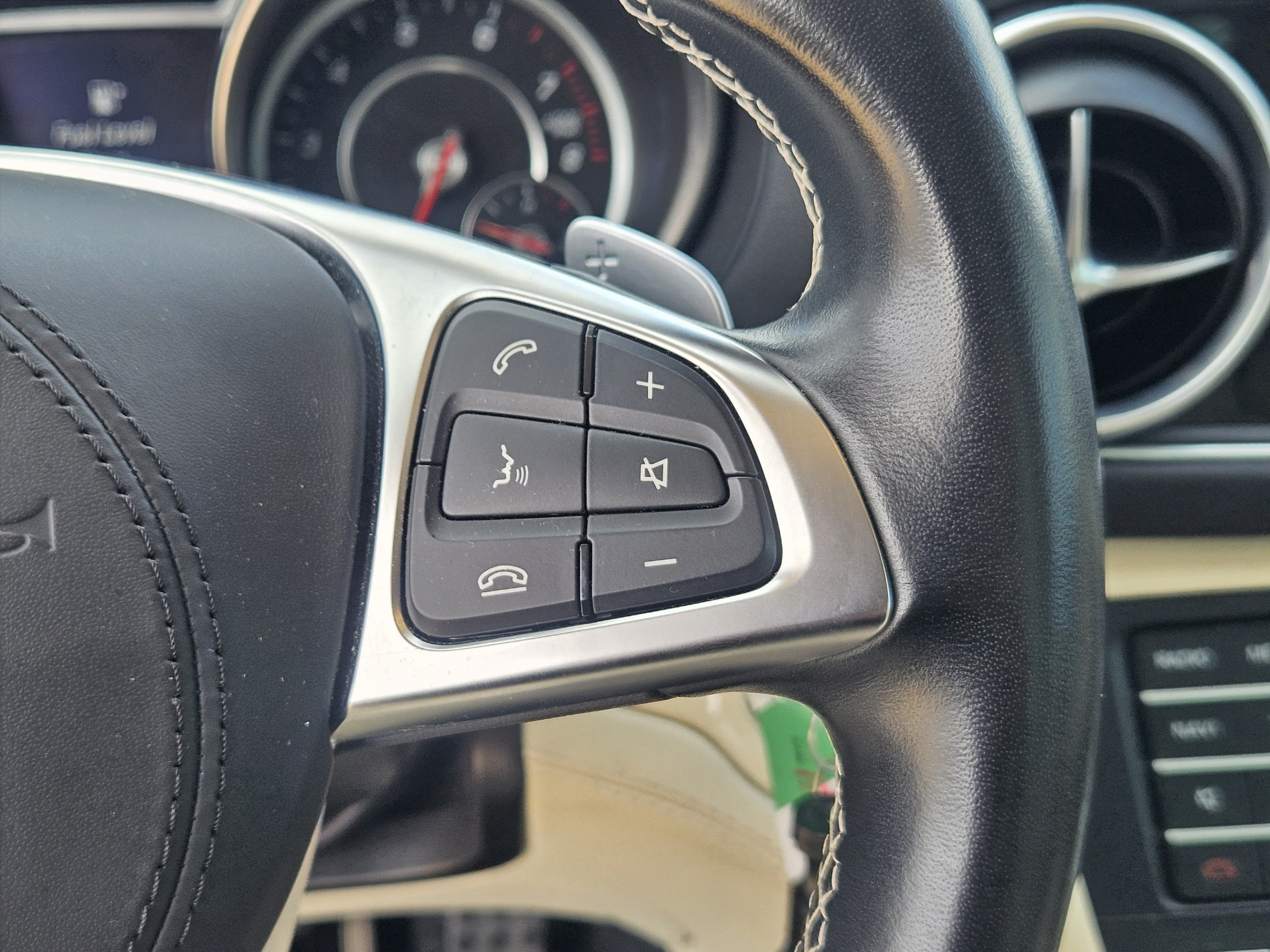 Used 2017 Mercedes-Benz SL 450 image 20