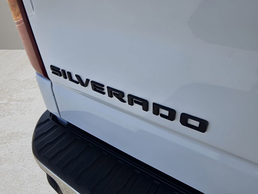 Used 2023 Chevrolet Silverado 1500 LT w/ Z71 Off-Road Package image 10