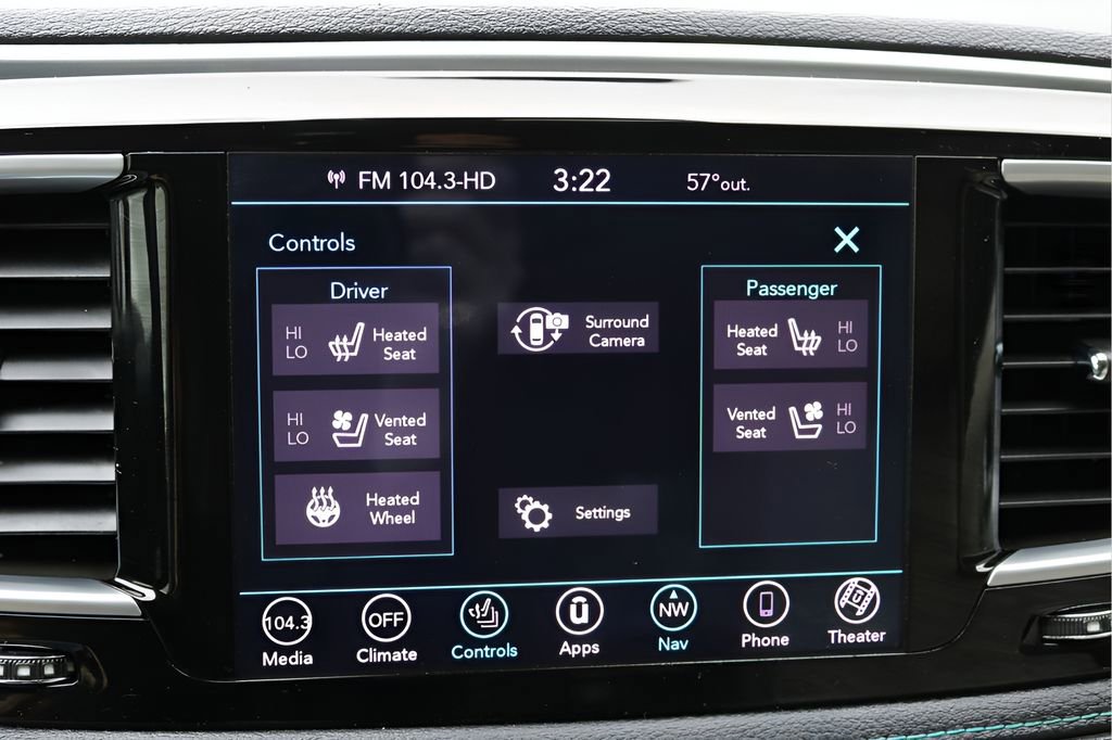 Used 2018 Chrysler Pacifica Limited w/ Advanced Safetytec Group FWD image 28
