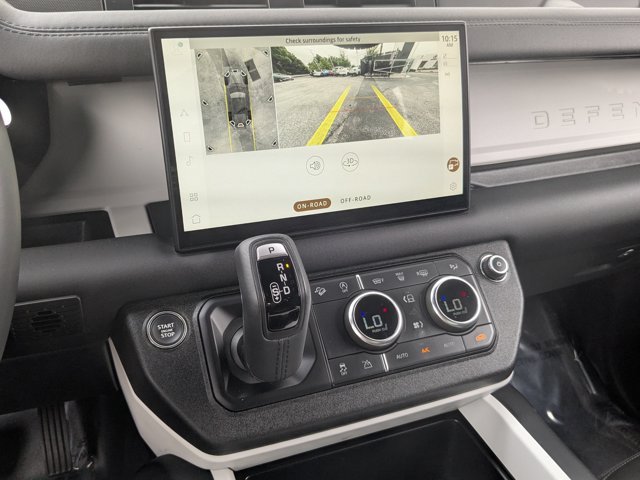 Used 2025 Land Rover Defender 110 S AWD/4WD image 13