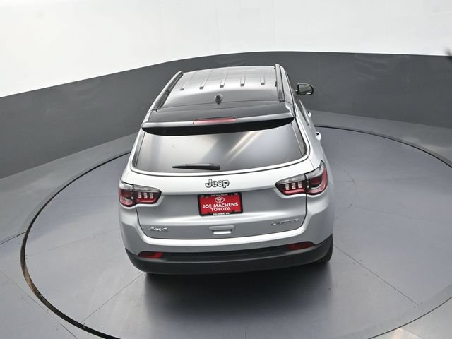 Used 2024 Jeep Compass Limited AWD/4WD image 18