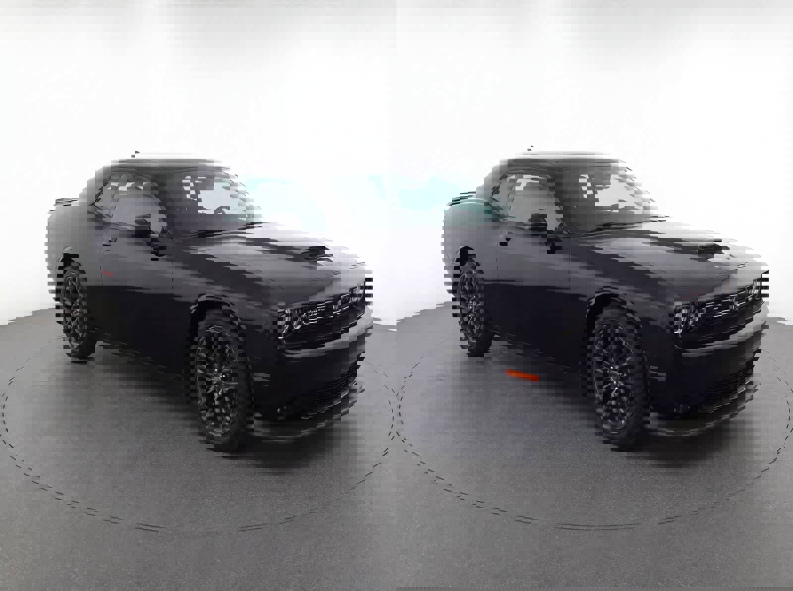 Used 2019 Dodge Challenger GT image 2