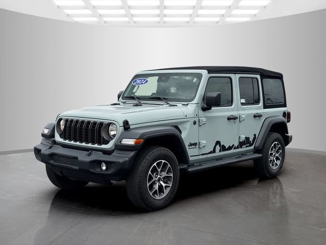 Used 2024 Jeep Wrangler Unlimited Sport AWD/4WD image 3