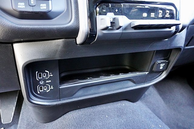New 2026 RAM 2500 Tradesman AWD/4WD image 32