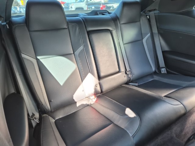 Used 2018 Dodge Challenger R/T Plus RWD image 22