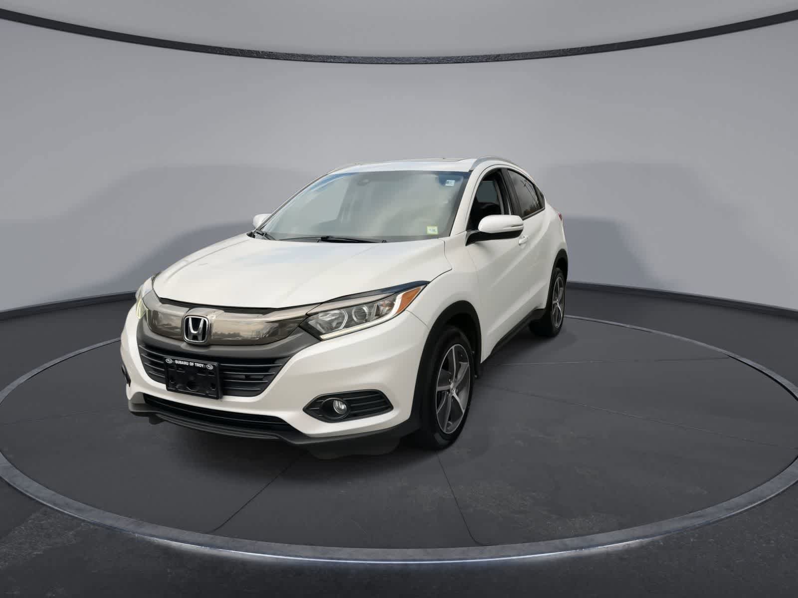 Used 2021 Honda HR-V EX image 3