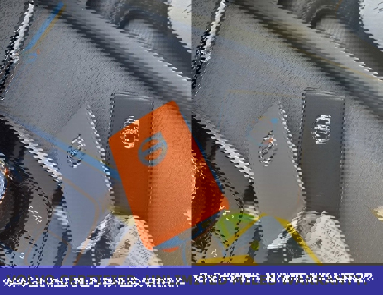 Certified 2024 Volvo XC90 B6 Ultimate w/ Lounge Package image 30