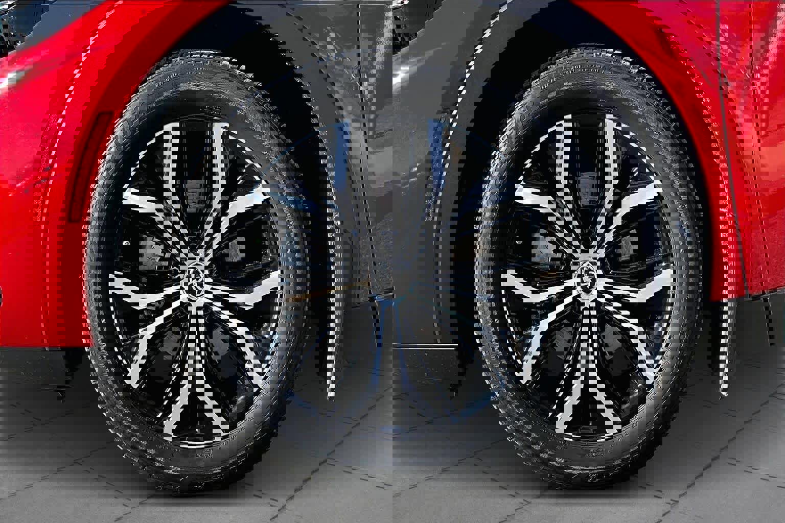 Used 2023 Toyota Crown Limited image 10