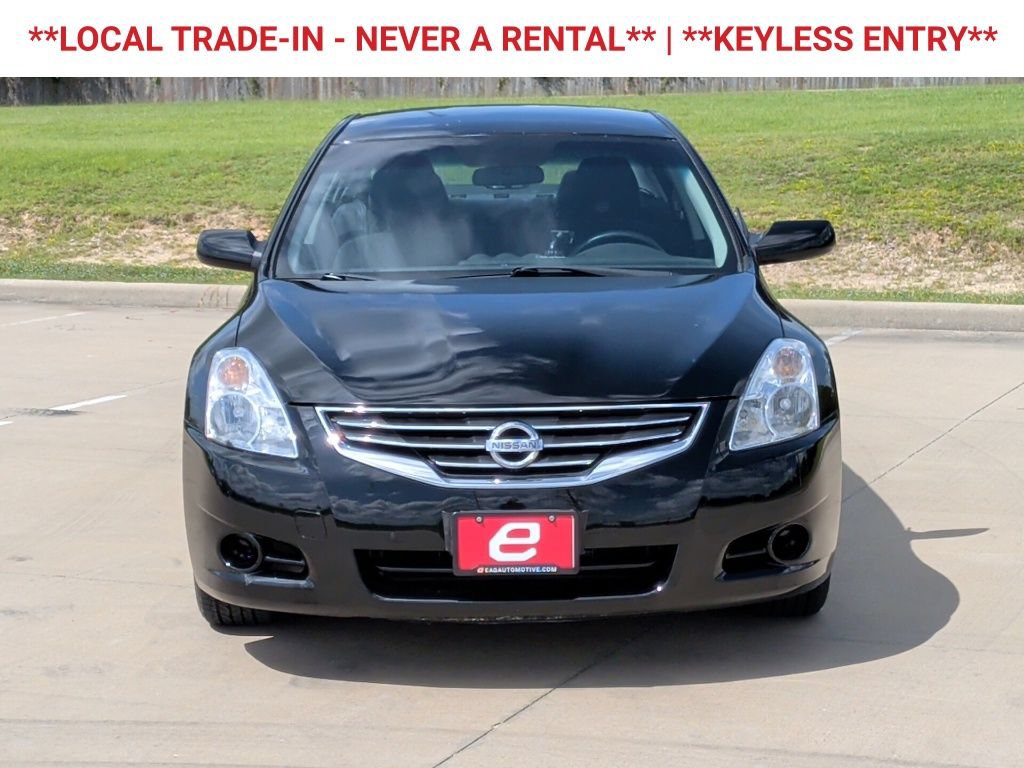 Used 2012 Nissan Altima 2.5 S FWD image 2