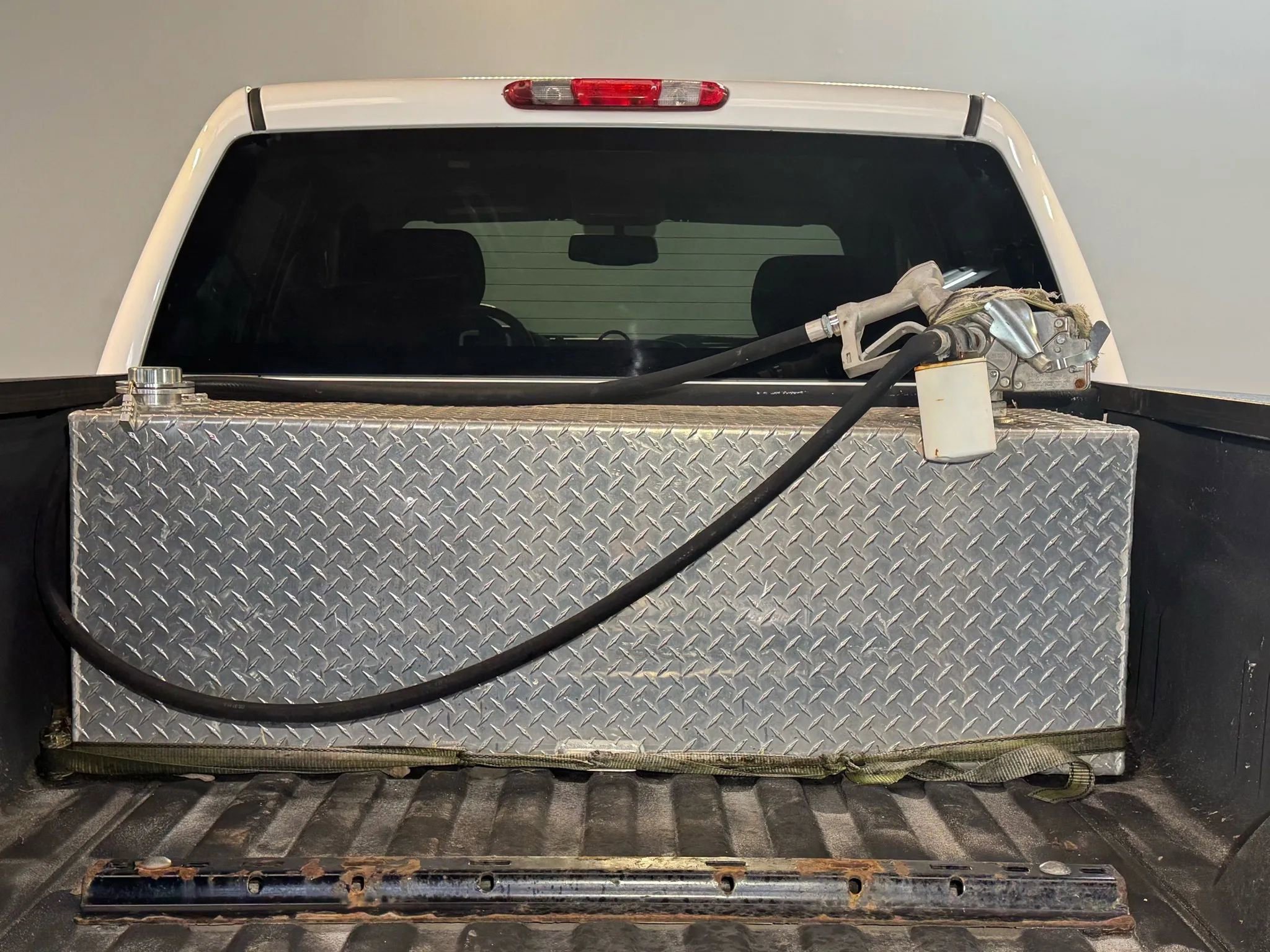 Used 2011 GMC Sierra 3500 SLE w/ SLE Preferred Package image 27