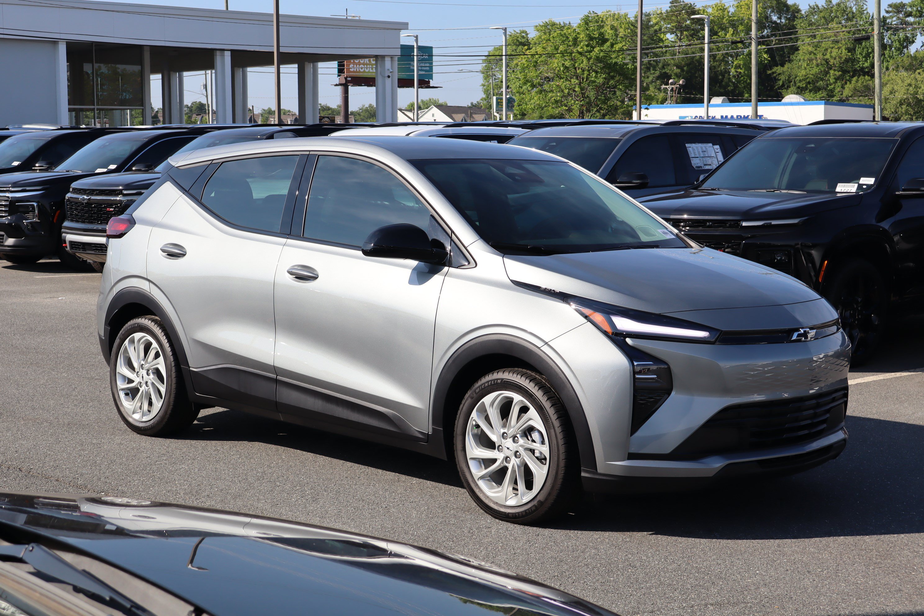New 2027 Chevrolet Bolt LT w/ LPO, All-Weather Package FWD image 2