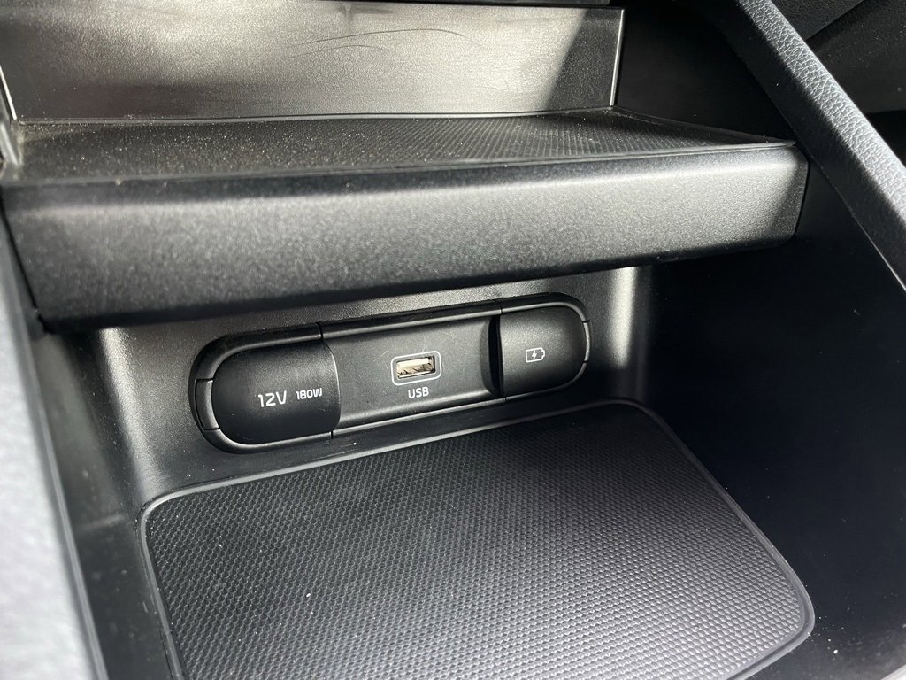 Used 2024 Kia Forte LXS image 18