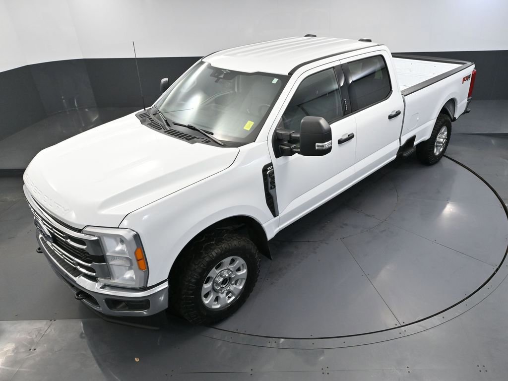 Used 2023 Ford F350 XLT w/ FX4 Off-Road Package image 56