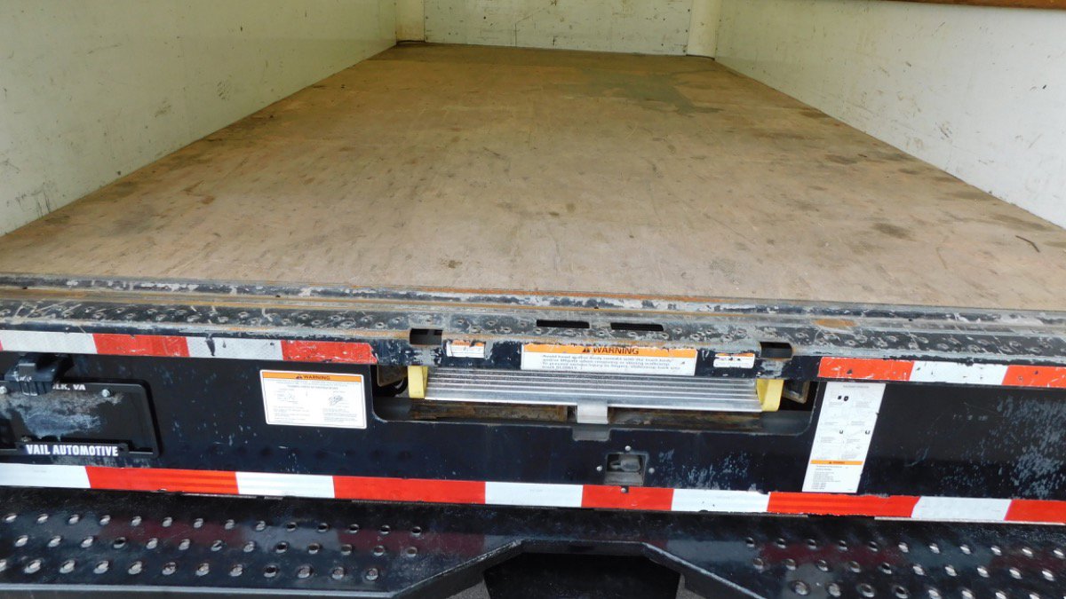 Used 2021 GMC Savana 3500 Extended w/ Power Convenience Package image 32