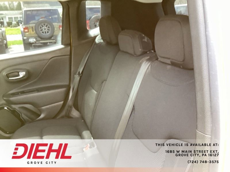Used 2018 Jeep Renegade Altitude image 13