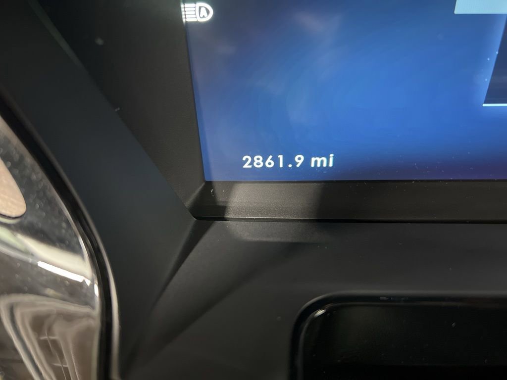 Used 2025 Lincoln Corsair Grand Touring w/ Equipment Group 302A image 23